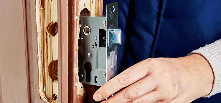 Garage Door Lock Replacement Kincardine